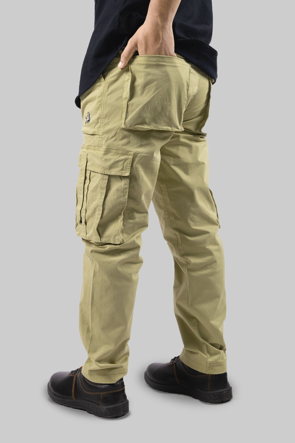 Men's Relaxed-Fit Durable Stretch Khaki Cargo Pants