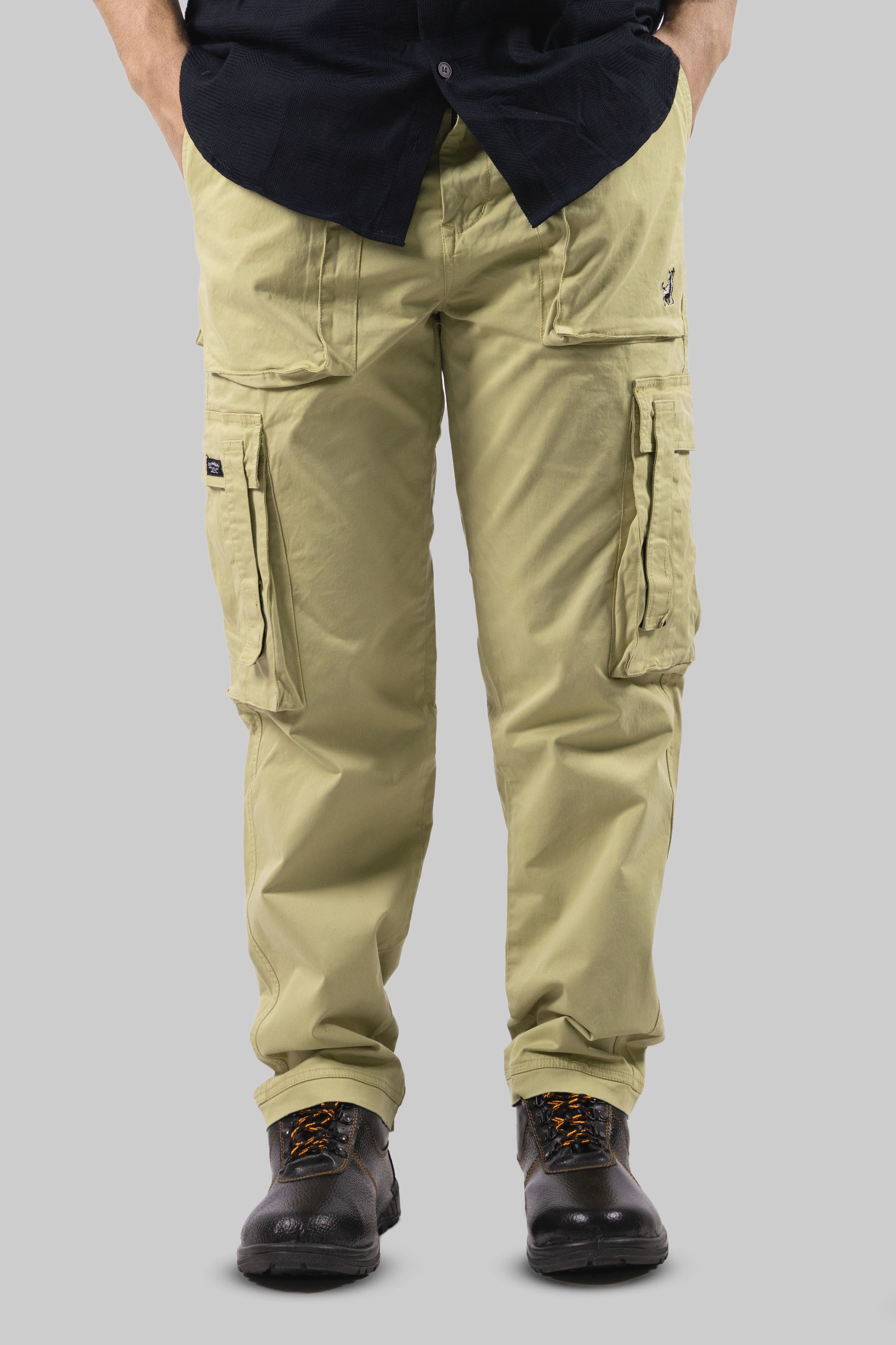 Men's Relaxed-Fit Durable Stretch Khaki Cargo Pants