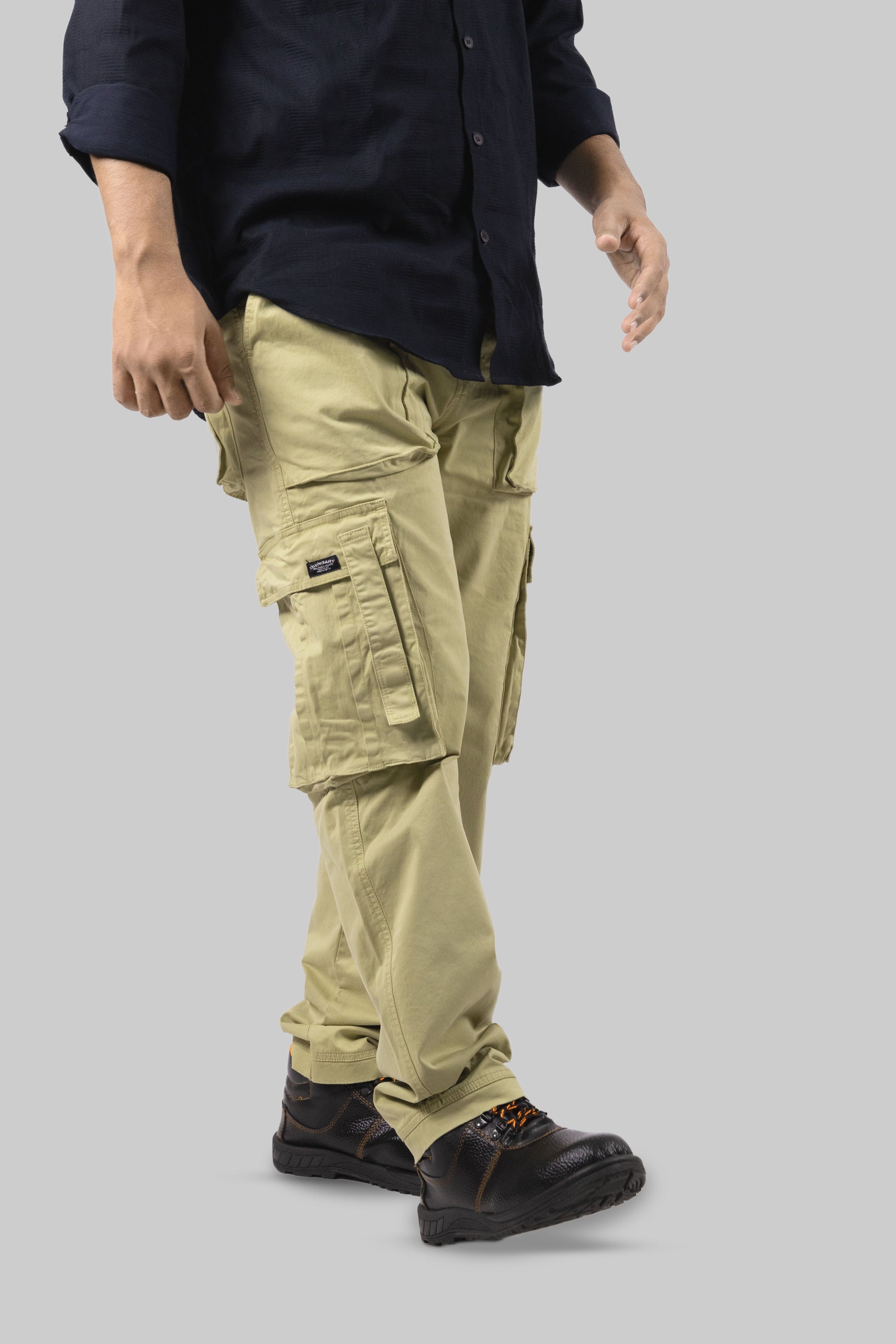 Men's Relaxed-Fit Durable Stretch Khaki Cargo Pants